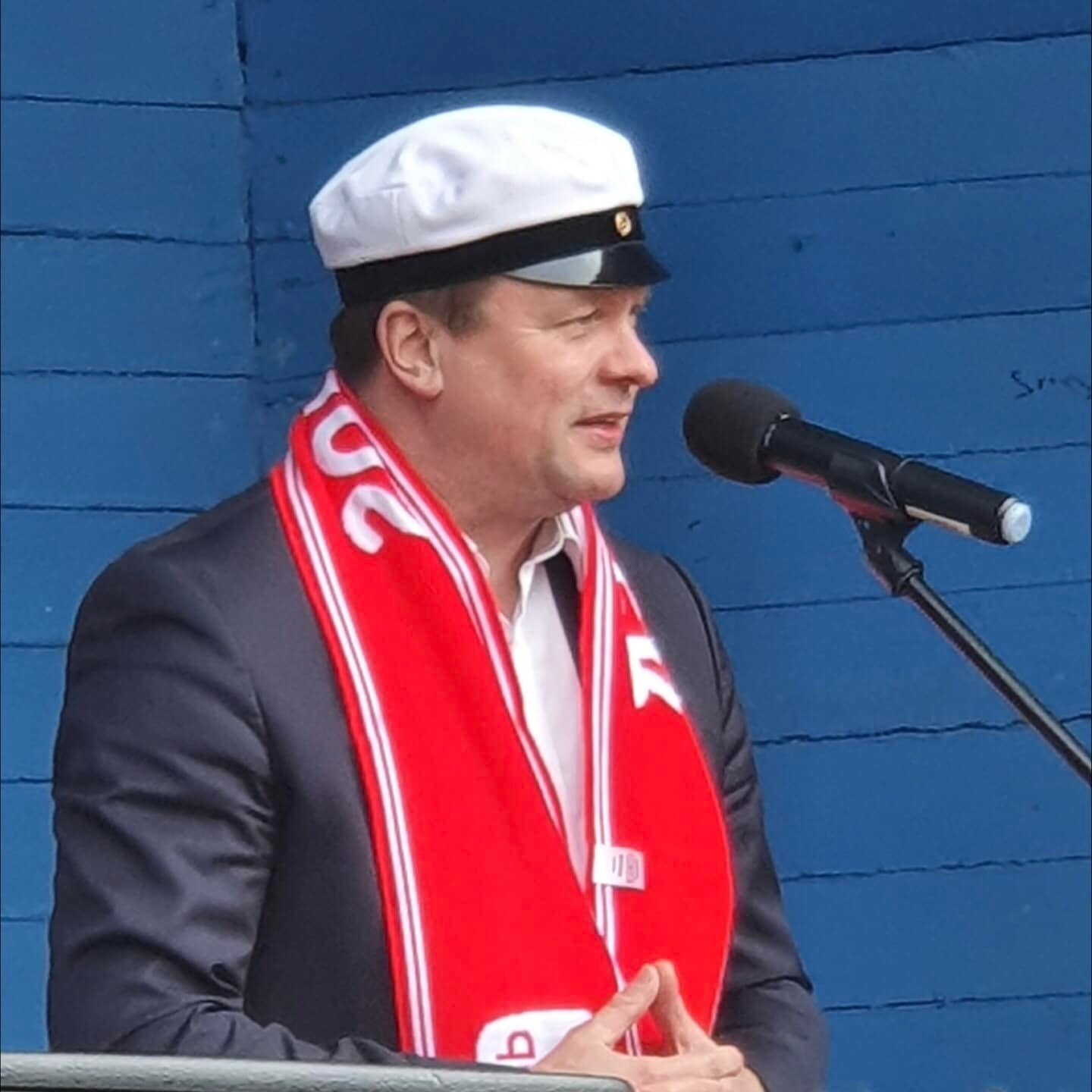 Työväen vapputapahtuma Mikkelin Kirkkopuistossa 1.5.2022